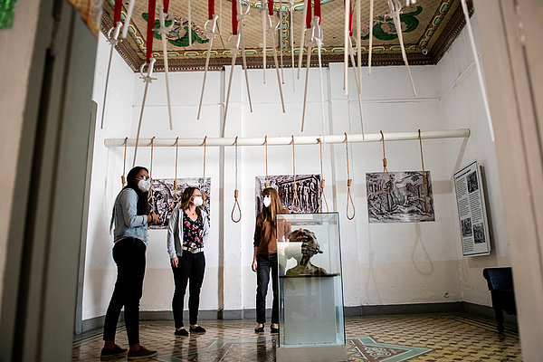 Museumsraum über den ersten Völkermord in Guatemala zur Zeit der Invasion der Europäer